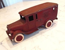 VERY RARE CAST IRON ARCADE BRINKS ARMORED TRUCK NO RESERVE