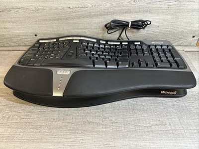 Microsoft Natural Ergonomic Keyboard 4000 KU-0462 Wired USB w/ Riser Stand
