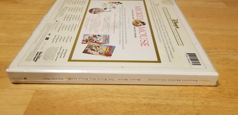 Mickey Mouse Black and White Years Exclusive Archive Collection (5 LD 1997) NEW - Image 4 of 4