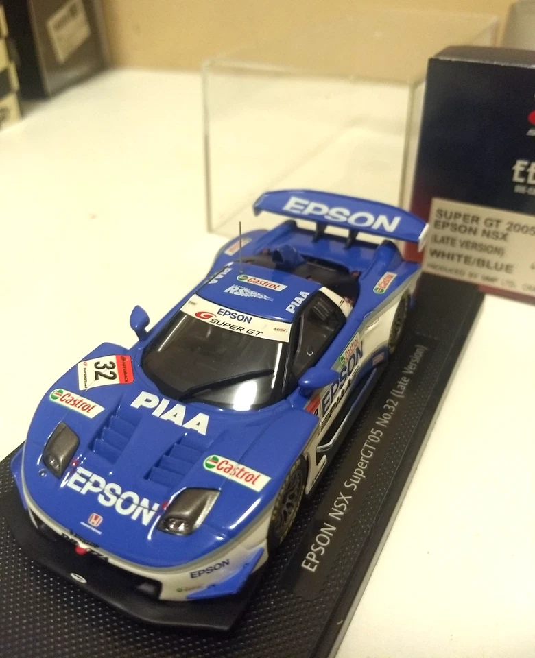 EBBRO 1/43 43764 HONDA NSX EPSON SuperGT 2005 #32 Late Version blanco/blu 764 - Immagine 2 di 4