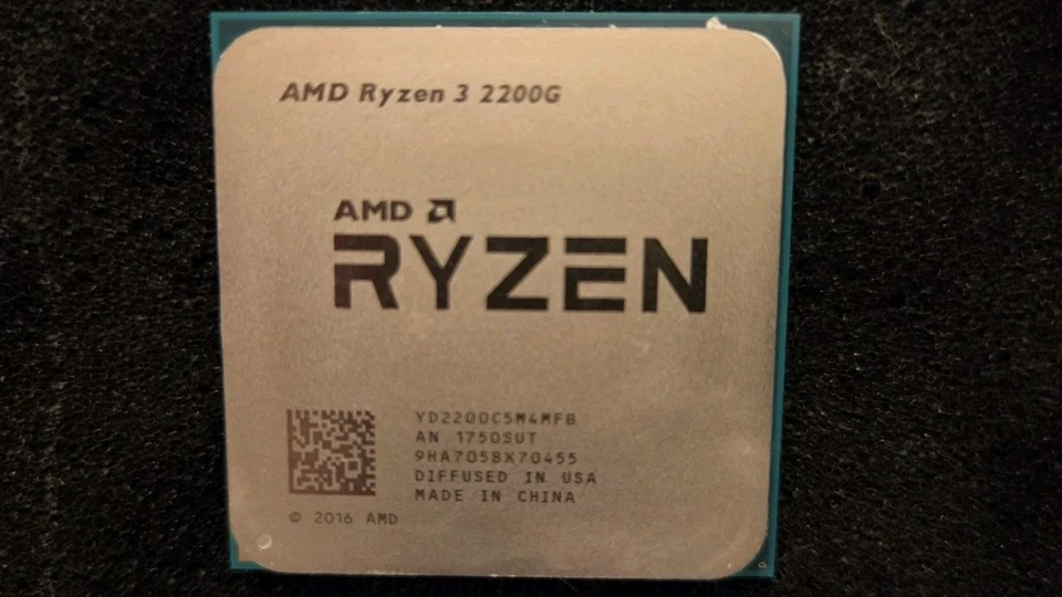 AMD Ryzen 3 2200G AM4 Sockel 4x 3.7GHz + AMD Radeon Vega 8 Graphics + AMD Kühler
