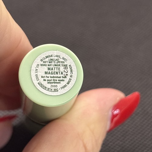 Clinique Matte Magenta Lipstick - Picture 2 of 2