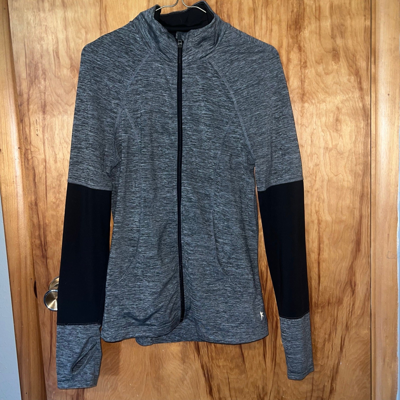 Gray Black Long Sleeve Zip Up Athletic Jacket Hoodie Size Medium w/ Thumb Holes