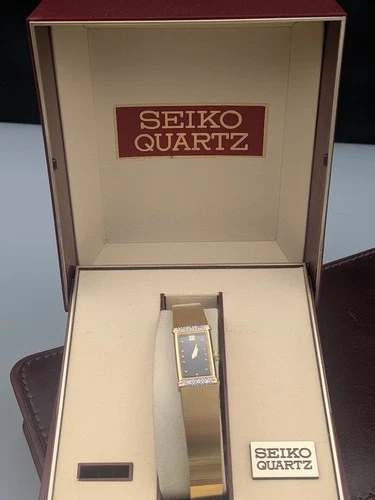 Vintage Seiko Quartz Ladies Tank Style Diamond Accent Bezel Wristwatch