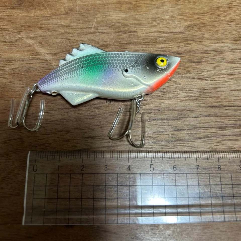 Señuelo antiguo grande Finman Silver Pearl para lubina bagre lubina usado Foto 2 de 4