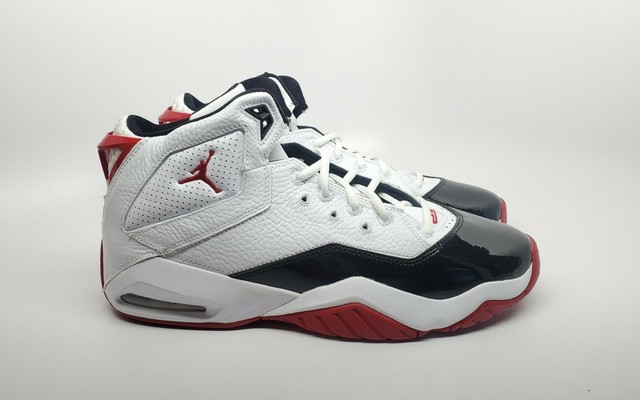 Jordan Men's B'Loyal Sneaker