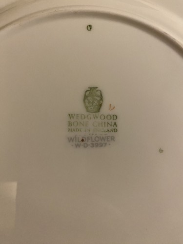 Wedgwood WILDFLOWER PINK GRAY England Bone 11”Dinner Plate 6 & Vegetable Bowl 2 - Picture 7 of 7