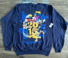 Disneyland Men s Small Sweatshirt Crew neck 2015 NWTmickey Mouse Goofy Donald
