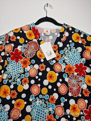 Nurse Uniform Peaches Scrub Shirt Women's Medium Black Floral 100% Cotton - Picture 5 of 12