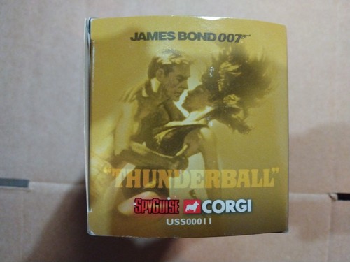 JAMES BOND THUNDERBALL LIMITED EDITION SPY GUISE ASTON MARTIN - Picture 5 of 6