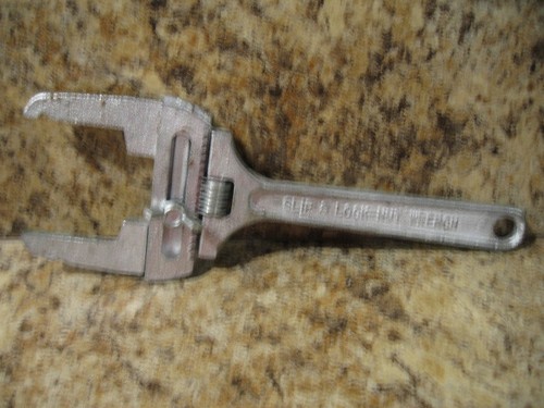 slip and lock nut wrench 10" adjustable