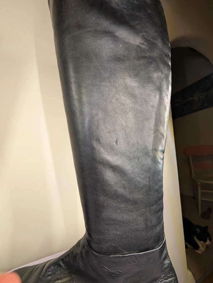 Stuart Weitzman 10B Black Leather Knee High Riding Boots | Made in Spain - Image 4 of 4