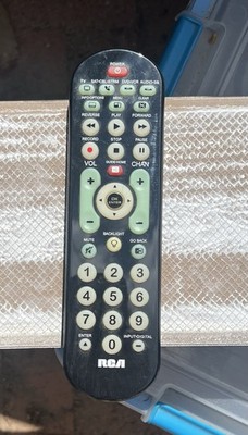 RCA Universal TV Remote Control   Backlit   TV / DVD / VCR