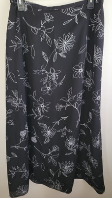 Good Clothes Collections Skirt Zip Up Black Floral Size 14 NEW