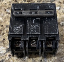 Siemens ITE Q330 3 Pole 30 Amp Type QP Plug On Circuit Breaker MISSING ONE SCREW
