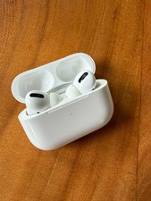 Apple AirPods Pro 1st Generation with MagSafe Charging Case