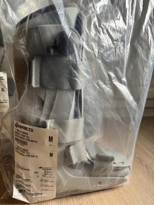 New Breg BL514005 Genesis 4 Strap Tall Walker Size Medium