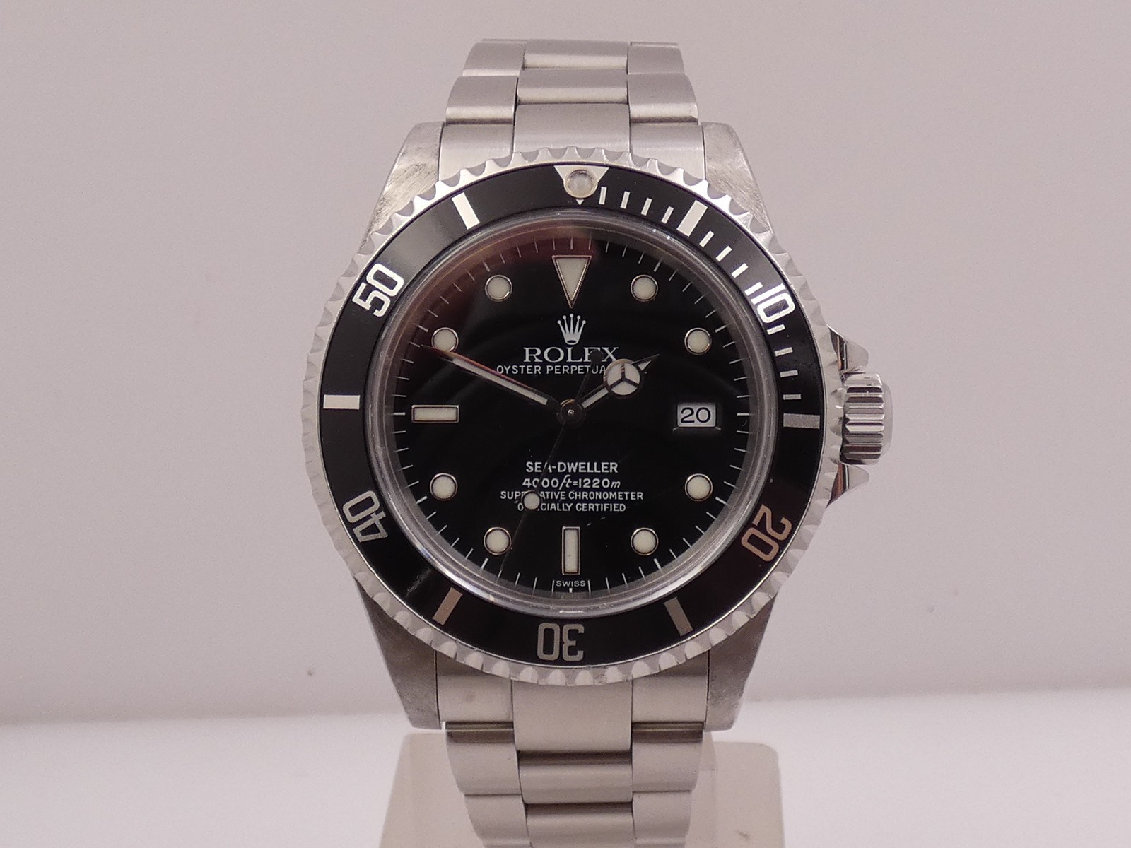 ROLEX SEA-DWELLER 4000 16600 YEAR 1999 JUST SERVICED AUTOMATIC STEEL WATCH image 6