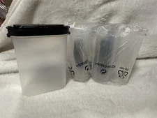 TUPPERWARE SET OF 4 MODULAR MATES SPICE CONTAINERS SHAKERS BLACK LIDS 1846-D