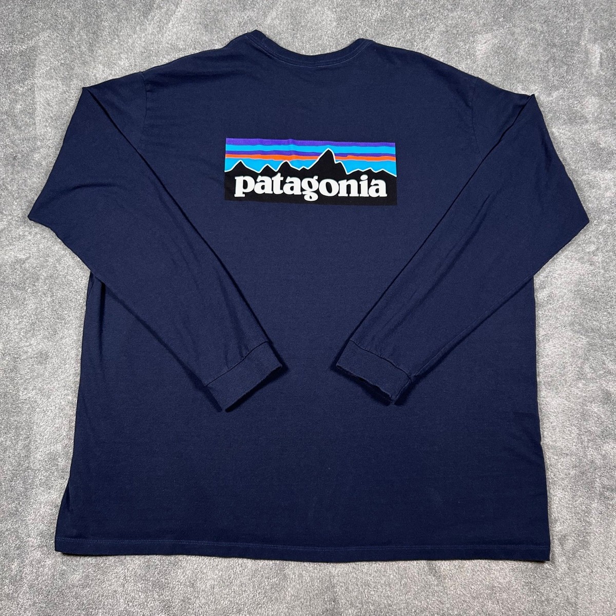 Patagonia Mens 3XL Navy Blue P-6 Logo Long Sleeve Responsibili-Tee 