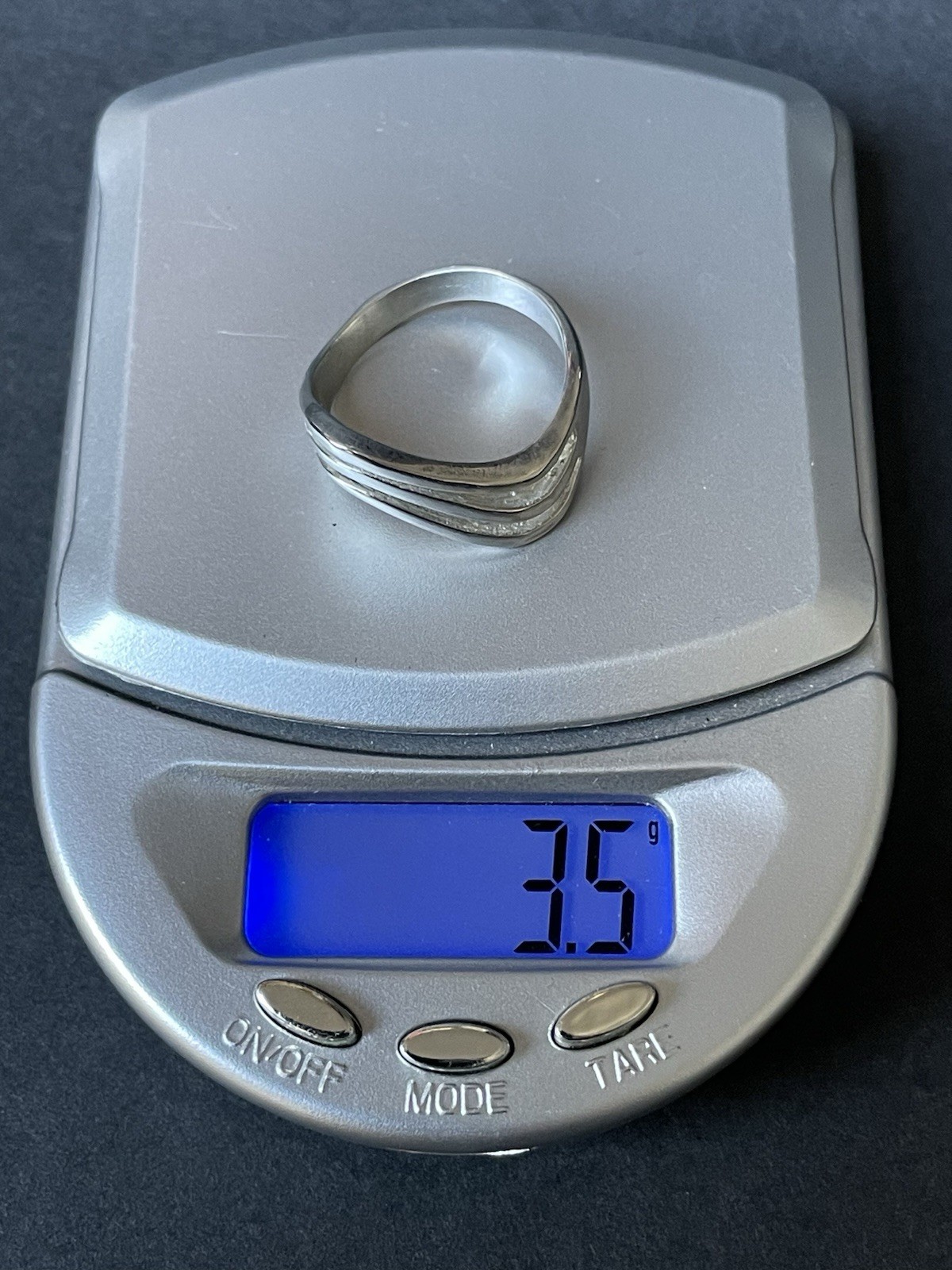 Stunning  Solid .925 Sterling Silver Ring. Size S? - image 11