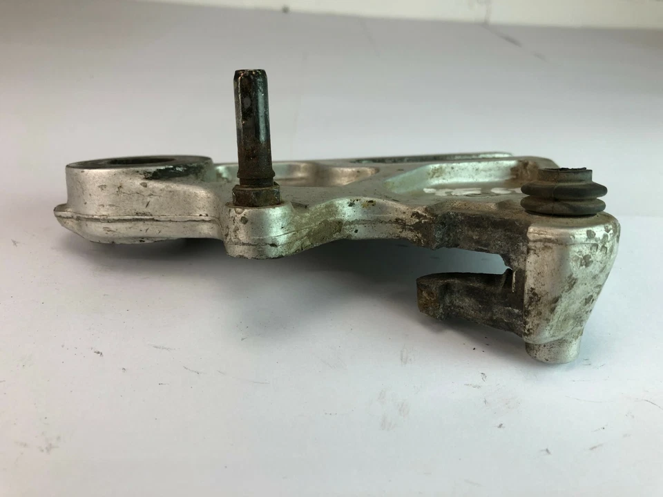 HUSQVARNA TE 610 TE610 1996 REAR BRAKE CALIPER BRACKET CARRIER - Изображение 3 из 4