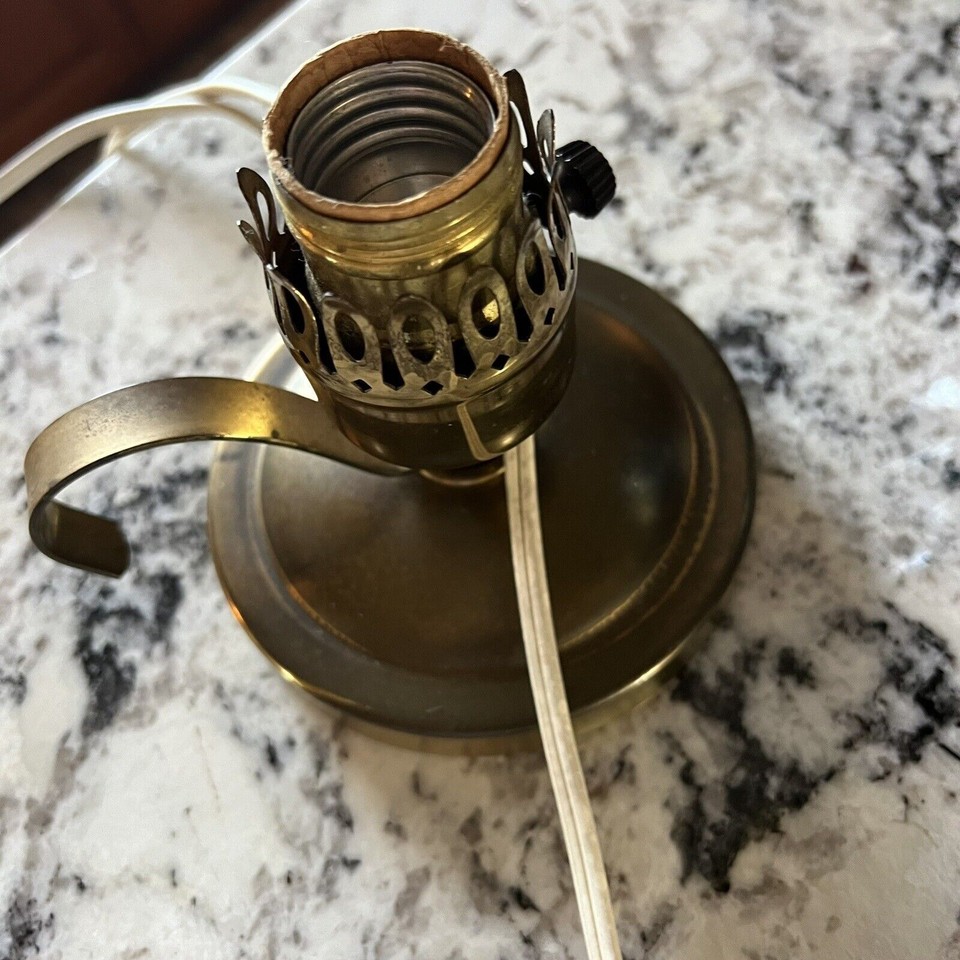 Vtg Set Of 2 Bed Side Vanity Table Lamp, With Glass Shades 8” Tall