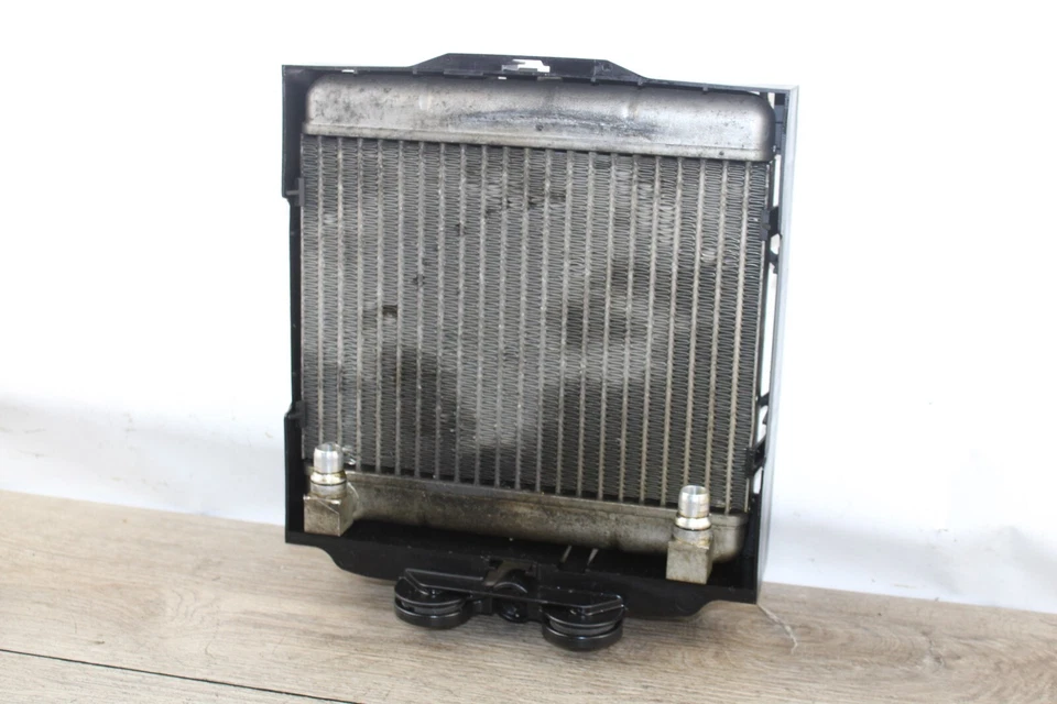 09-15 BMW 740LI N63TU 750I 750LI OEM RADIADOR AUXILIAR DERECHO ENFRIADOR DE ACEITE Foto 2 de 4