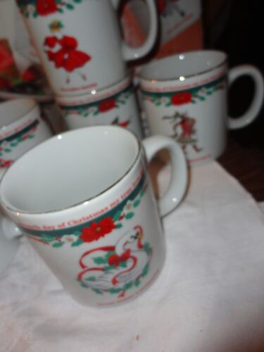 TENSHAN FINE CHINA 12 DAYS OF CHRISTMAS DECK THE HALLS MUGS 12 OZ ORIGINAL BOX - Picture 7 of 11