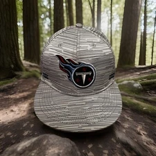 Tennessee Titans Snapback Streaker Cap Embroidered Logo New Era NFL