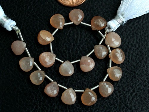 Cuentas de piedras preciosas Briolette corazón facetado de piedra lunar natural melocotón (42005) - Imagen 2 de 5