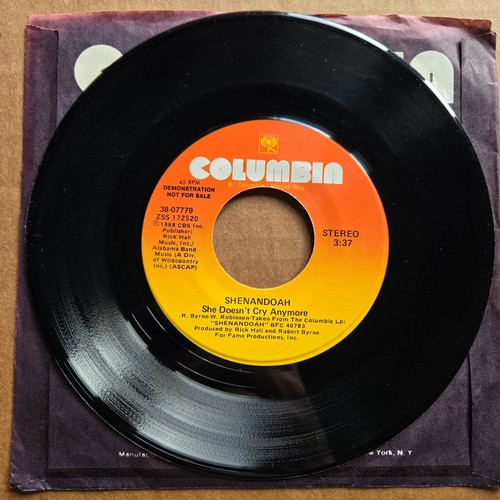 SHENANDOAH She Doesn't Cry Anymore DJ PROMO 45 7" Record Vinyl Records