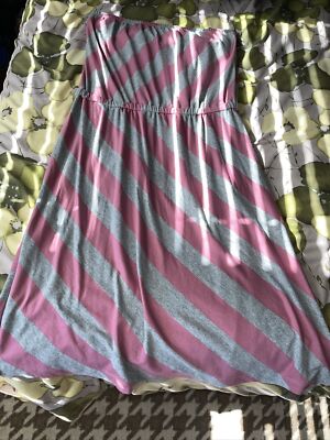 F.A.N.G Dress size XL pink And gray