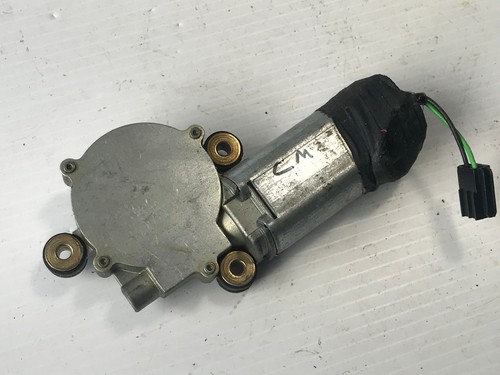 2001-2004 Volvo S80 Roof Sunroof Motor OEM P# 44249532 - Picture 2 of 3