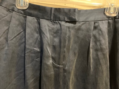 NWT Walter Sandwashed Navy Silk Pleated Dress Shorts SZ 10 - Picture 3 of 6
