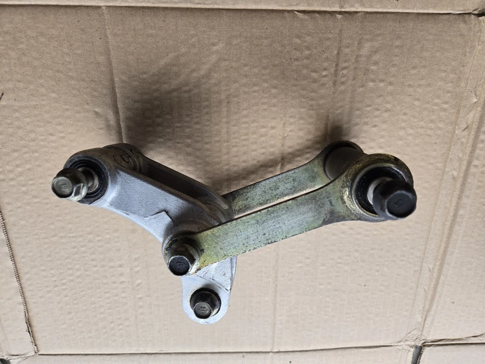 Рычаг амортизатора honda cbr1000f hurricane 87-88, поворот 52470-MM5-000 - Изображение 4 из 4