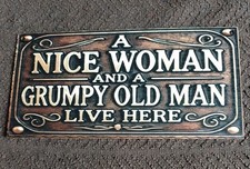 A Nice Woman & A Grumpy Old Man Live Here Sign Wooden Funny Hanging Kitchen 