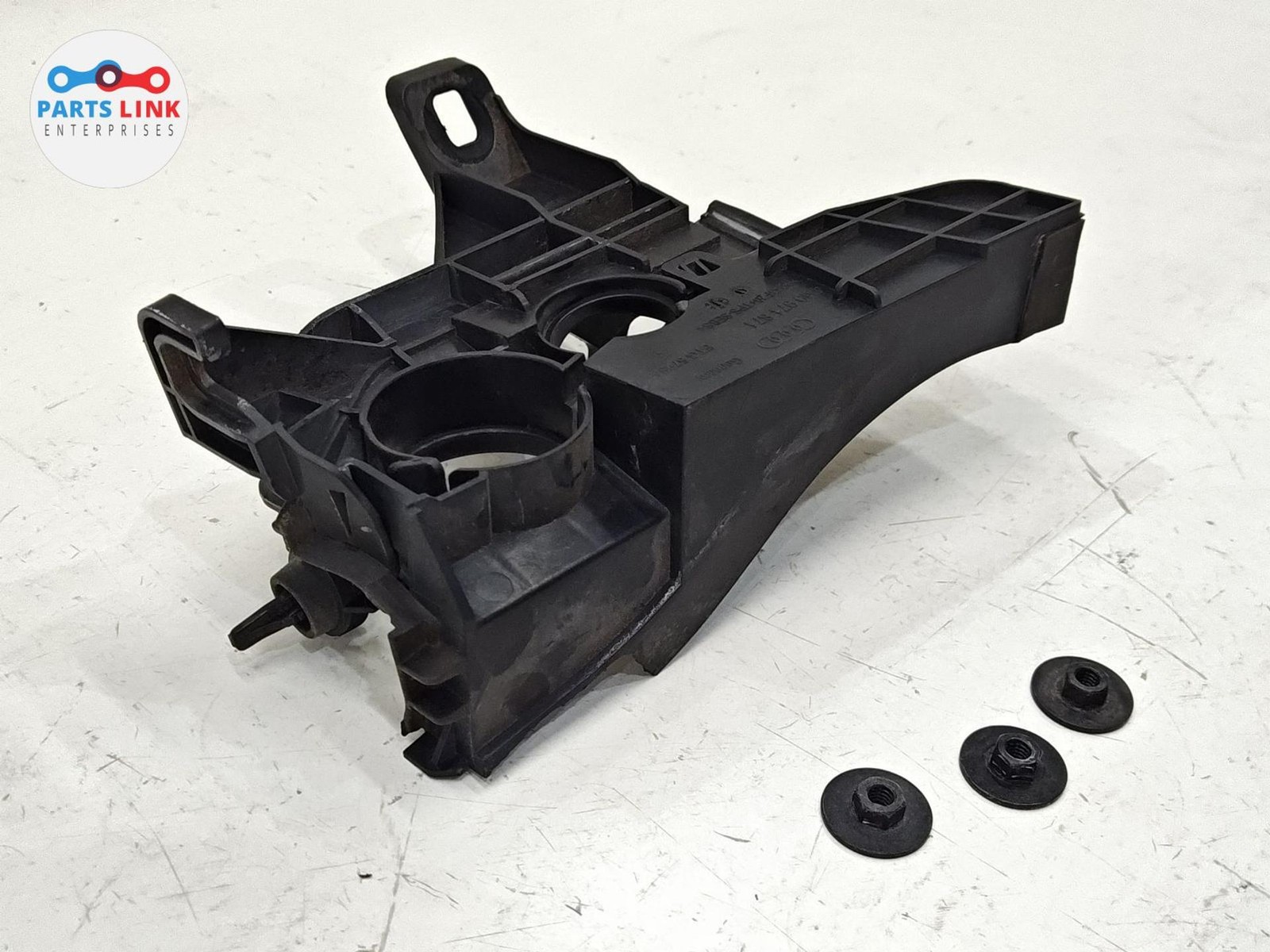 Bentley Bentayga Speed 2017-2020 Front Right Side panel bracket