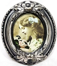 Linco Vintage Pewter Ornate Oval Miniature Picture Frame 2.25” x 2.1” Decorative