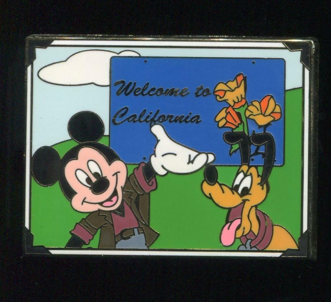 DLR Gear Up For Adventure Road Trip Album Mickey Pluto LE 250 Disney Pin 91094