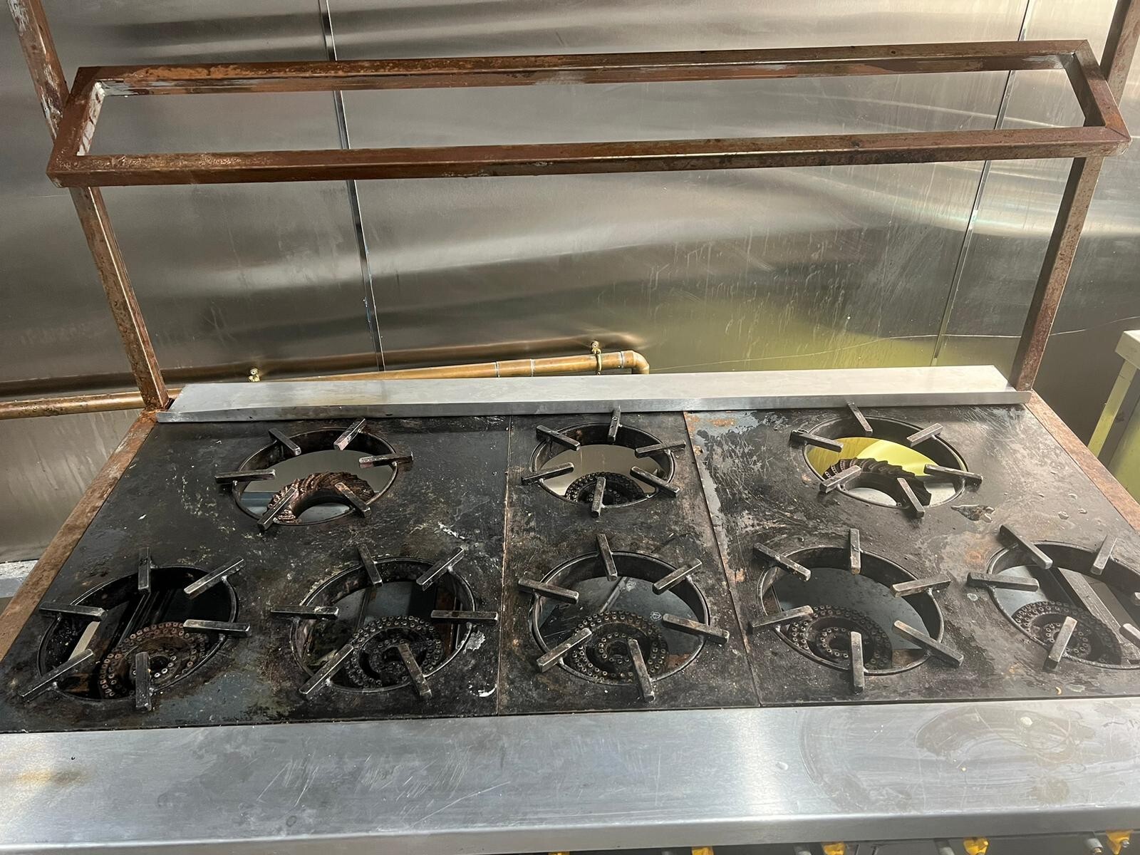 Commercial Gas Cooker/ Indian Restaurant cooker/ Heavy duty 8 Burner