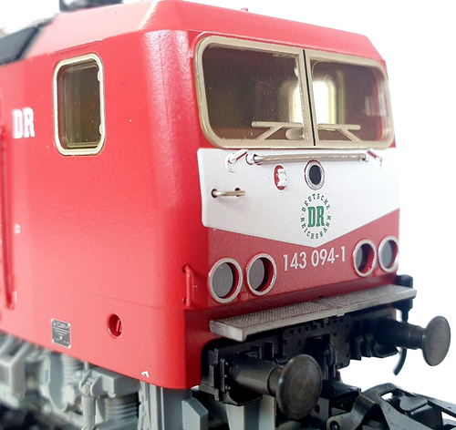 Marklin AC HO German DR BR-143 "DEUTSCHE REICHSBAHN" AG Locomotive + PLINTH MIB! - Picture 6 of 14