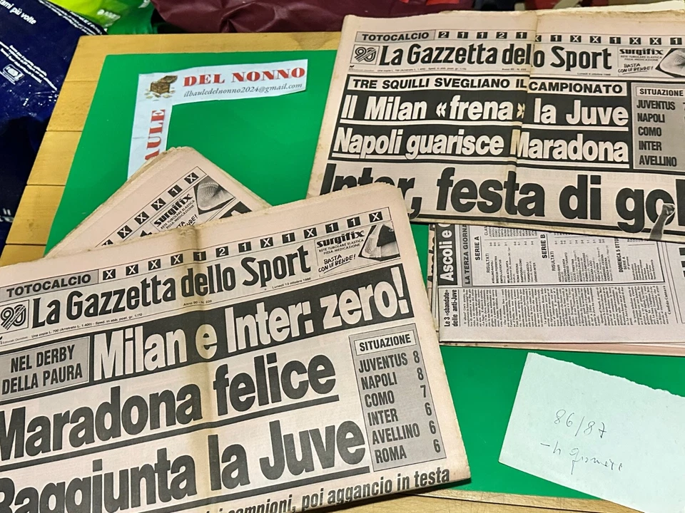 30 GAZZETTA DELLO SPORT DEL LUNEDI CALCIO 1986-87 NAPOLI I° SCUDETTO LR50 - Bild 2 von 4
