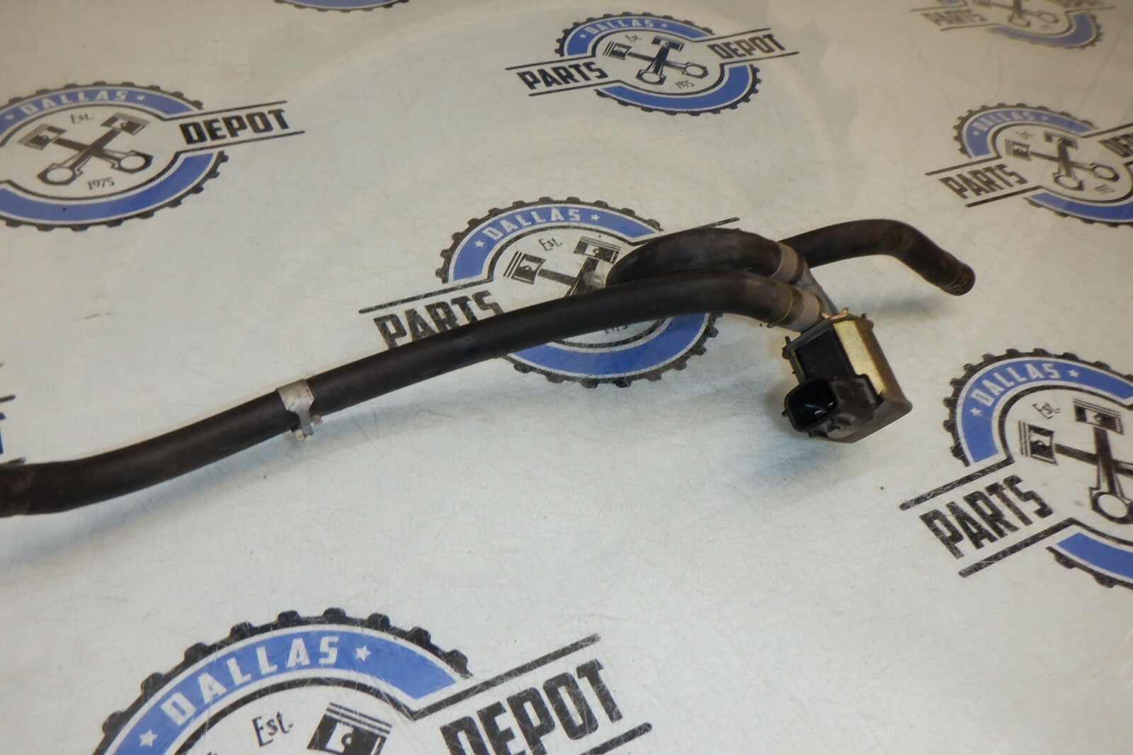 2005 INFINITI G35 OEM VAPOR CANISTER AIR PURGE CONTROL VALVE USED