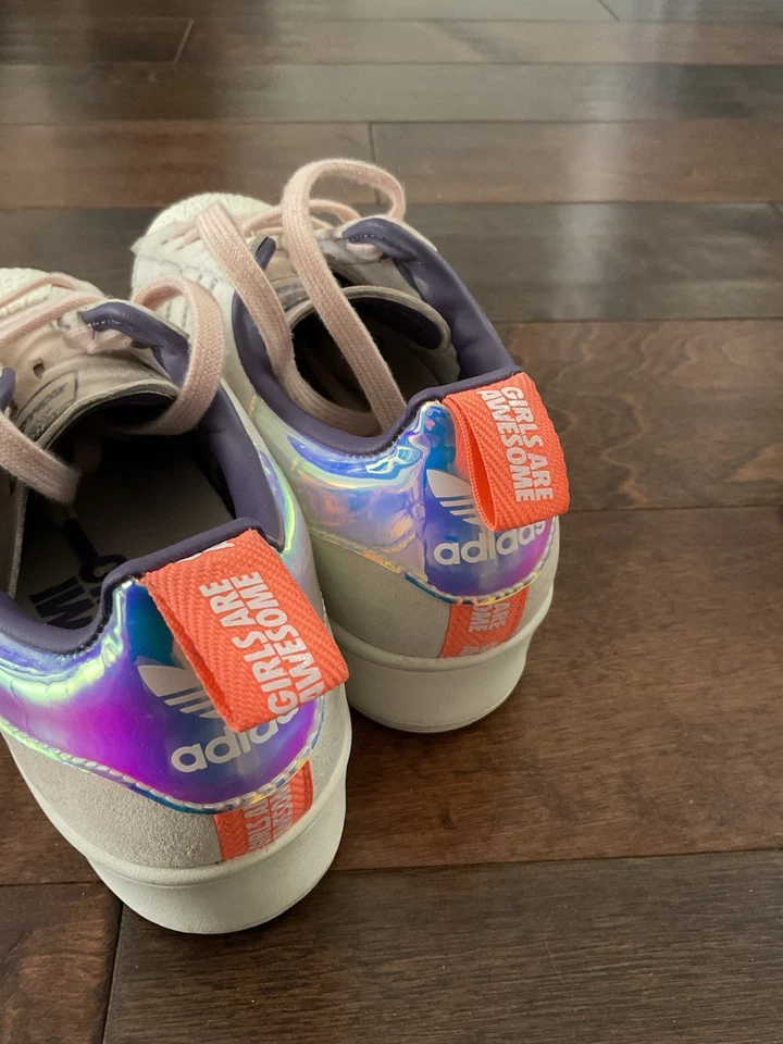 B SUPERSTAR BOLD TRAINERS  ARE AWESOME SIZE 6 PINK  GREY - Image 4 of 4