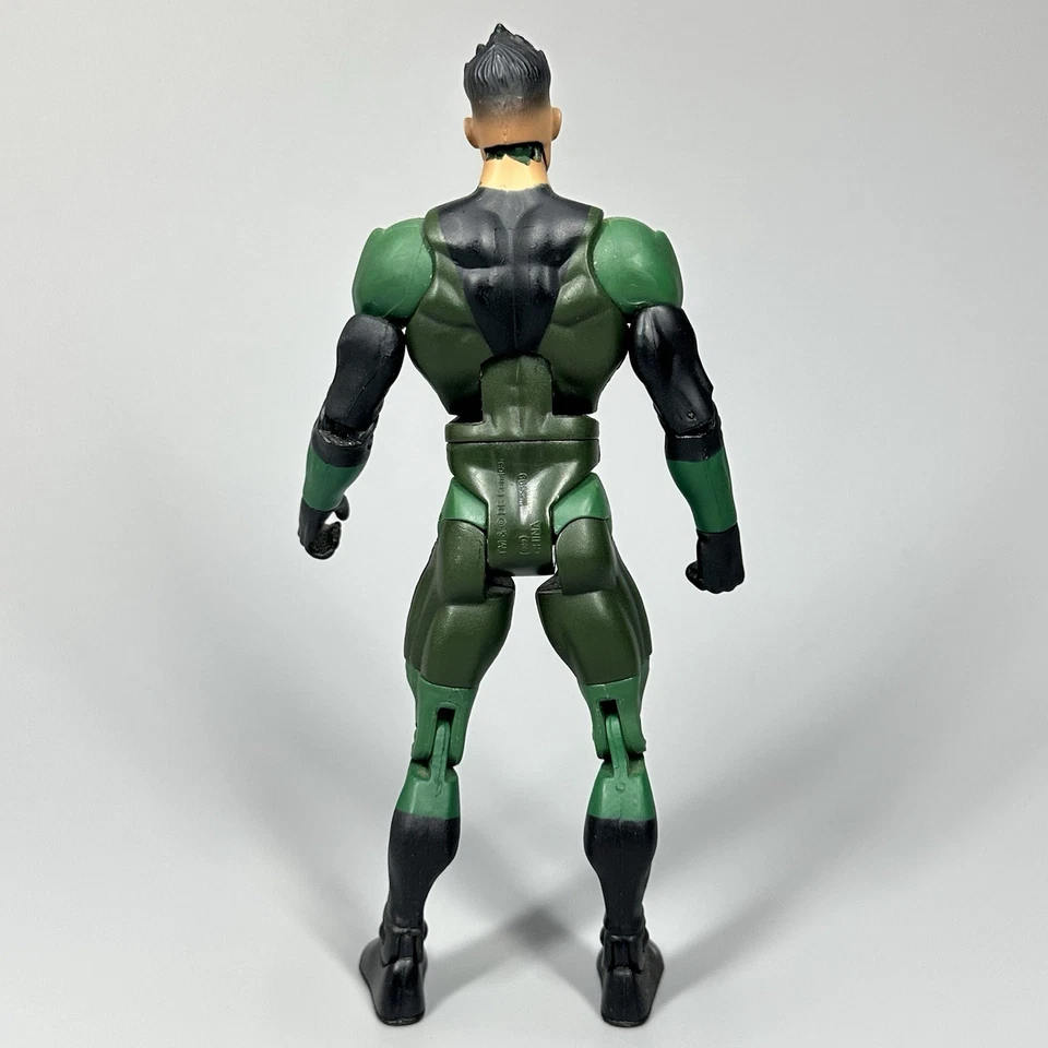 Figura de acción DC Universe Classics Green Lantern Sodam Yat 6,5" - Acero BAF Wave Foto 2 de 4