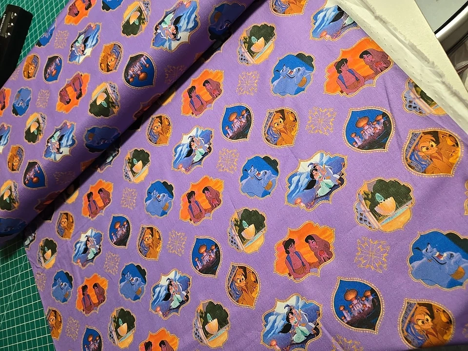 Disney ALADDIN ESCENAS DE PELÍCULAS por la tela Jasmine Aladdin Sultan 2019 de 1/2 yarda Foto 3 de 4
