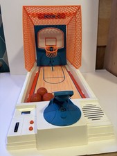Vintage 1990 Milton Bradley Hot Shot Basketba...