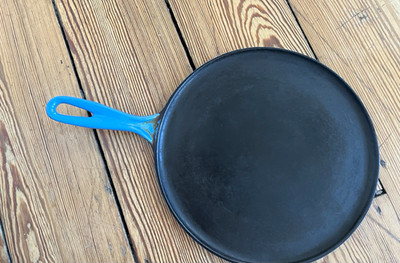 Le Creuset Crêpe-Pfanne Gusseisen Ø 27 cm Blau Frankreich Pfannkuchenpfanne