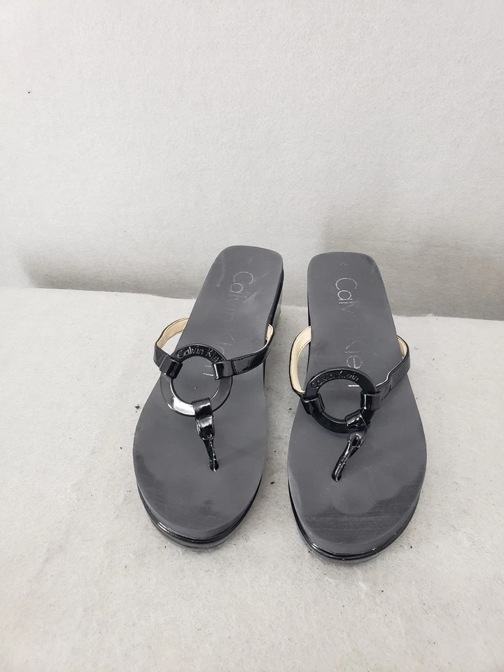 Sandalias de mujer Calvin Klein 7,5 charol negro cuña zapatos sin cordones tanga Foto 2 de 4